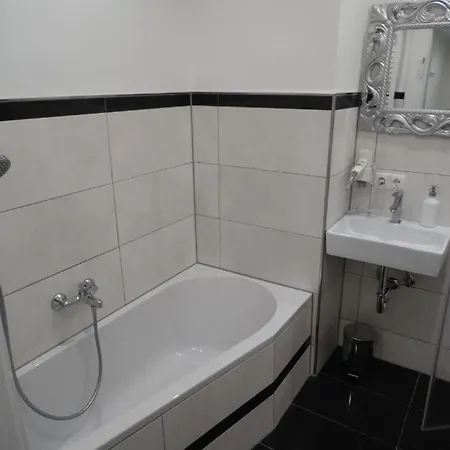 Guest house - Center 3*